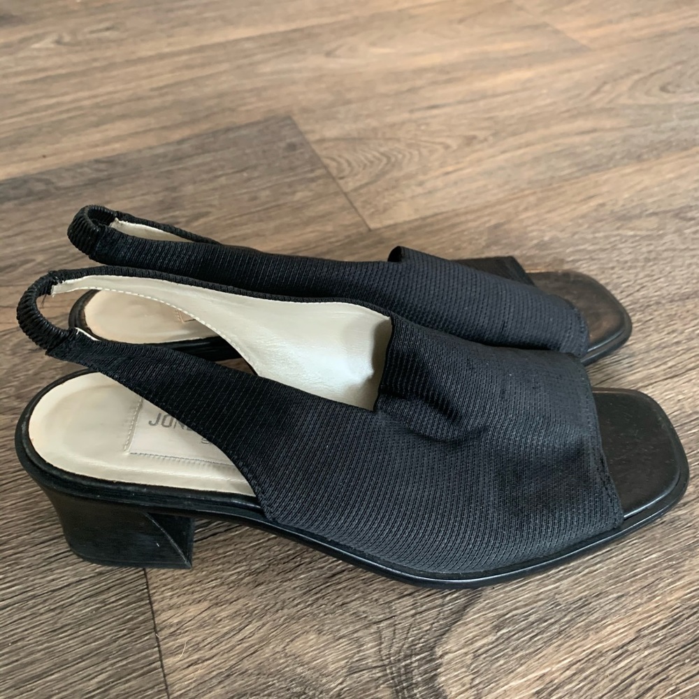 Cute little vintage sandals